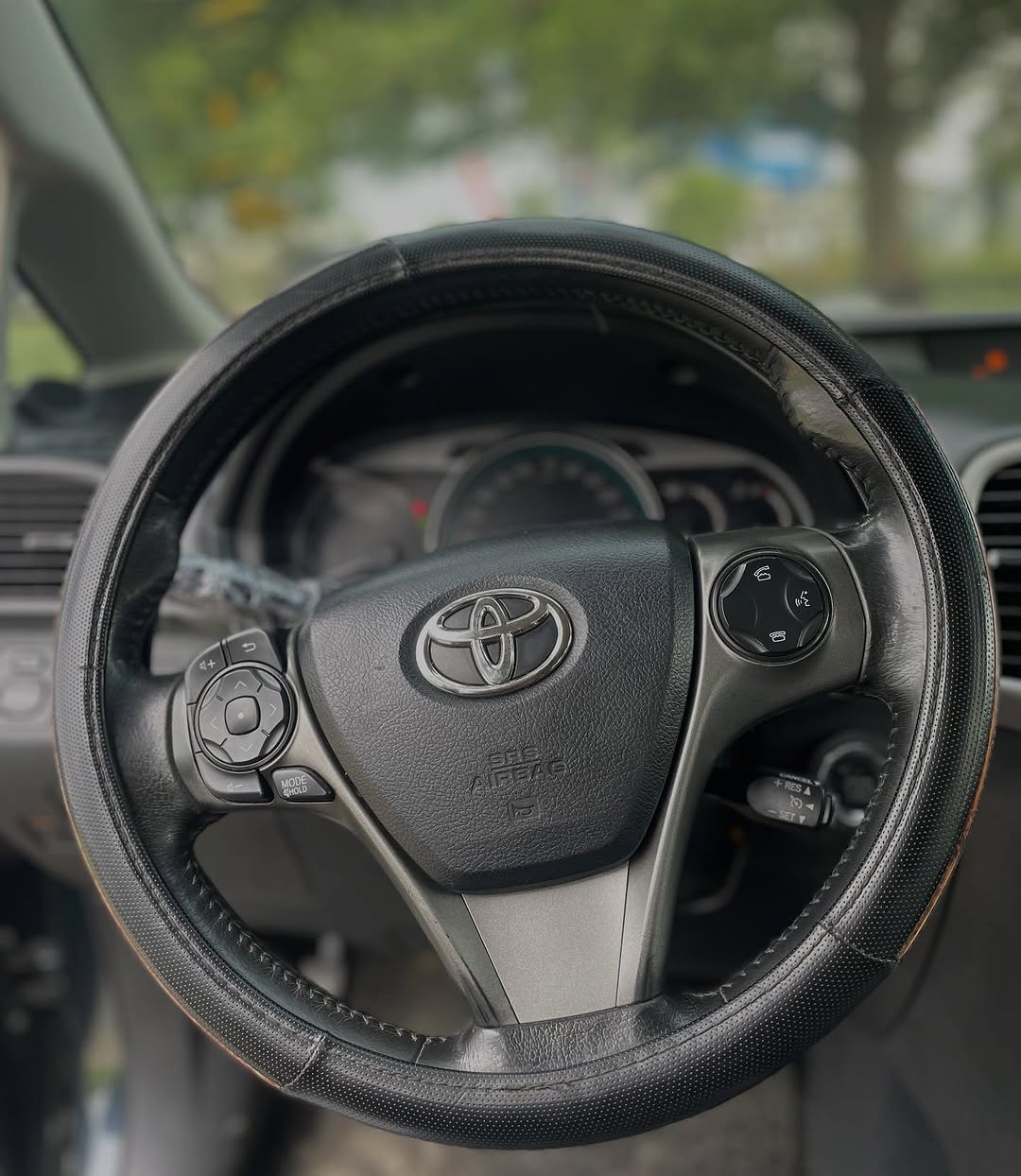 2013 Toyota Venza: Panoramic Sunroof & Luxury AWD