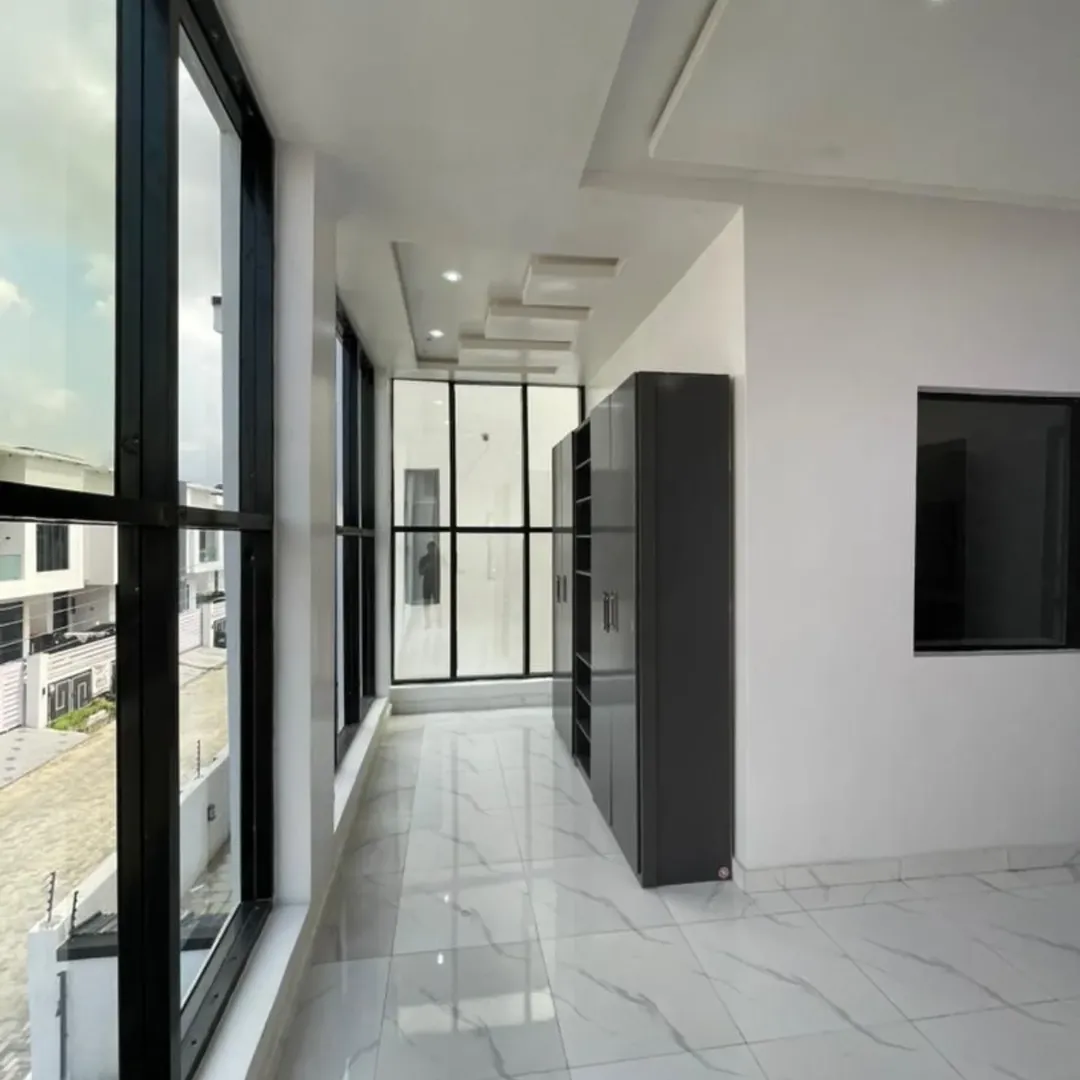 Ajah’s Finest: Spacious 4-Bed Duplex with BQ & Serene Estate