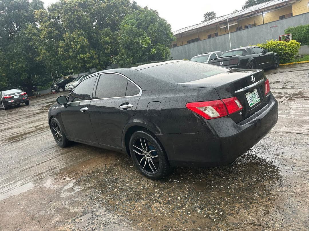 Luxury Lexus ES350: Only ₦8.45M