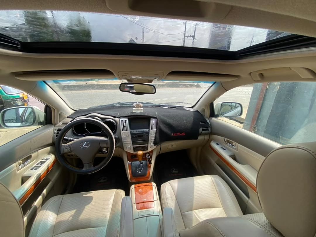 Luxury Lexus RX330: Unbeatable Deal at ₦8M