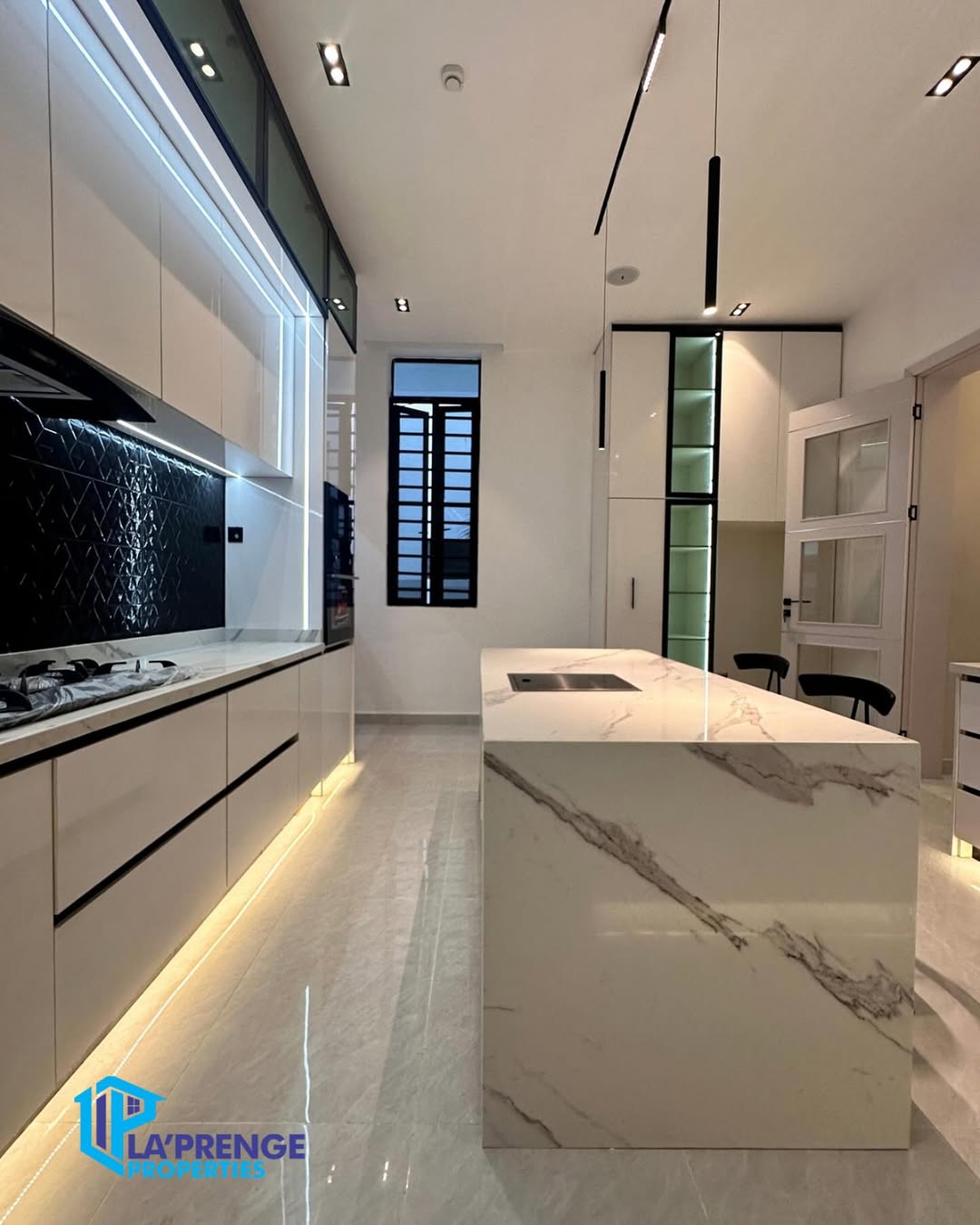 Lekki Luxury Estate with Private Cinema & Rooftop Lounge