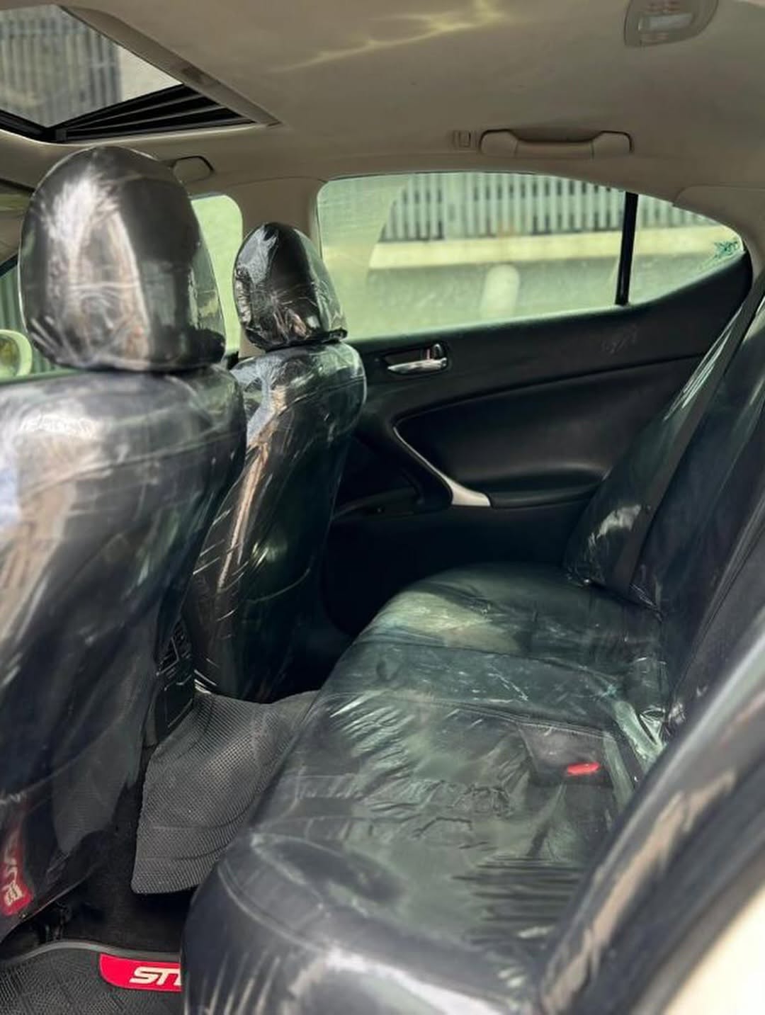 Untouched 2009 Lexus IS250: A+++ Tokunbo Standard