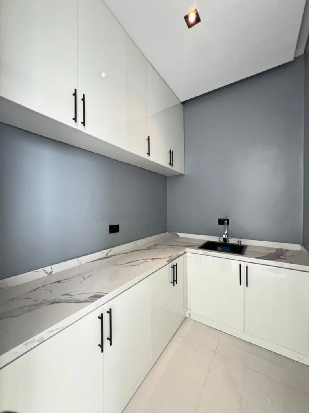 Lekki Phase 1 Grandeur: 5-Bed Duplex with Pool & Cinema