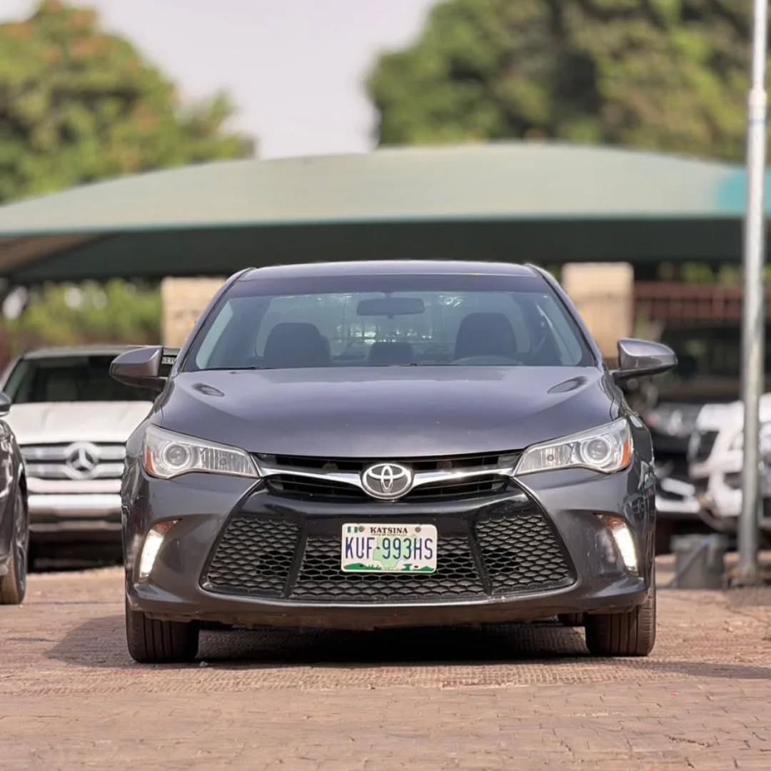 Luxury Camry XLE: Duty-Paid & Drive-Away Ready