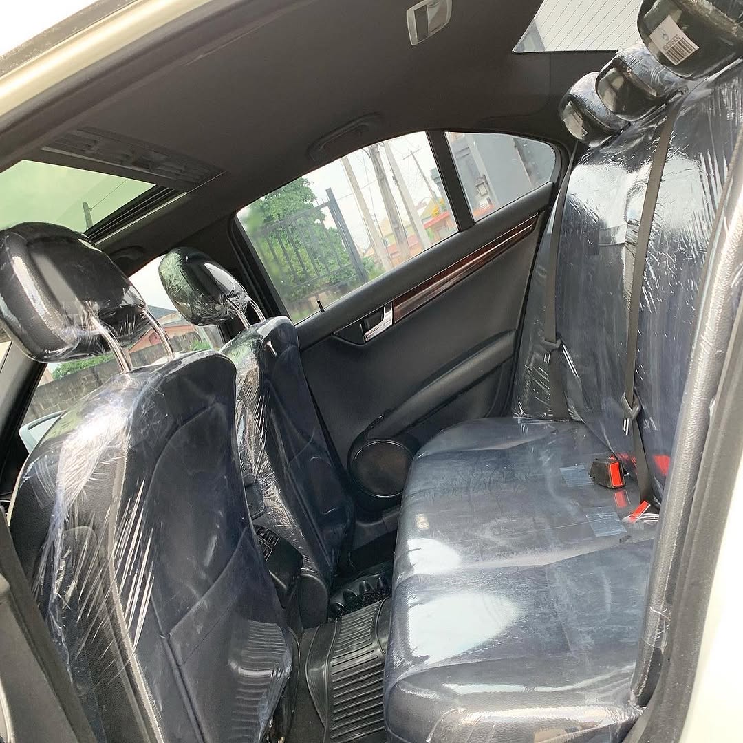 Luxury AMG Style: 2012 Mercedes C350