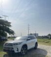 2017 Toyota Highlander XLE AWD: Luxury SUV, 31M Naira