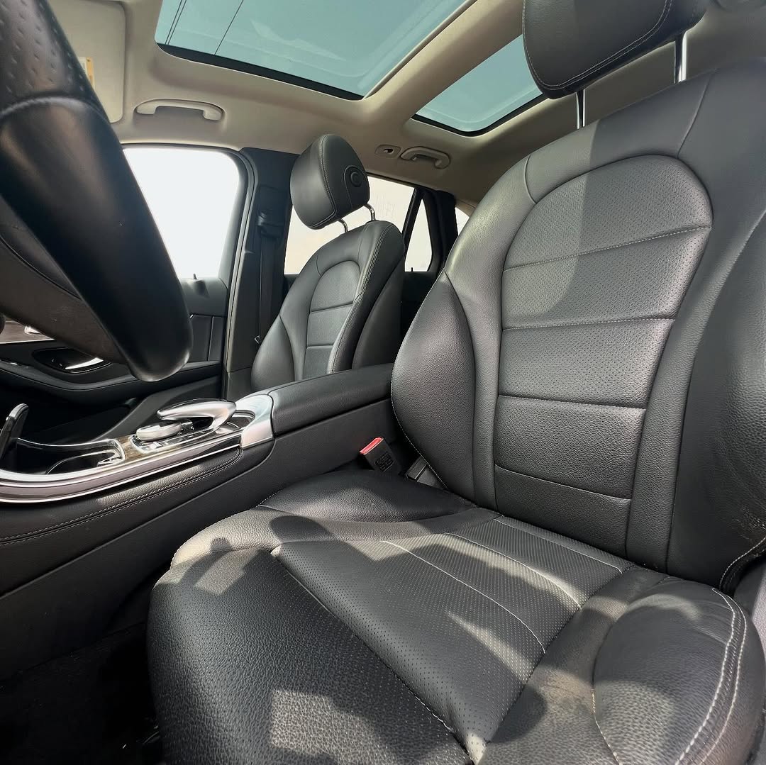 2016 Mercedes GLC300: Luxury SUV with Pano & Camera