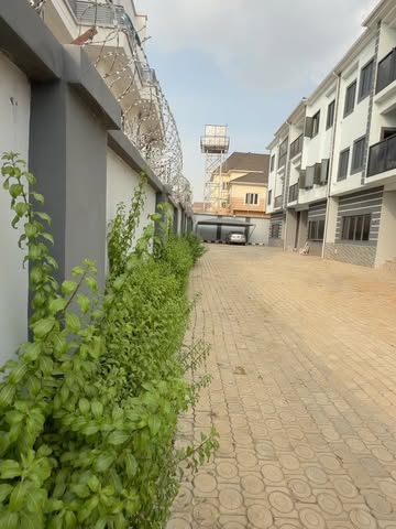 Spacious 4-Bed Duplex with BQ & Massive Compound in Jahi