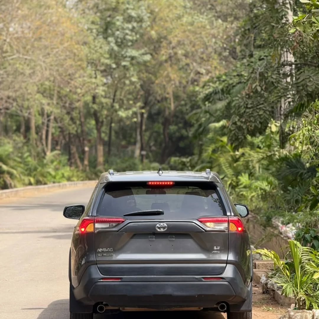 Spotless 2019 RAV4: Duty-Paid & Ready to Drive