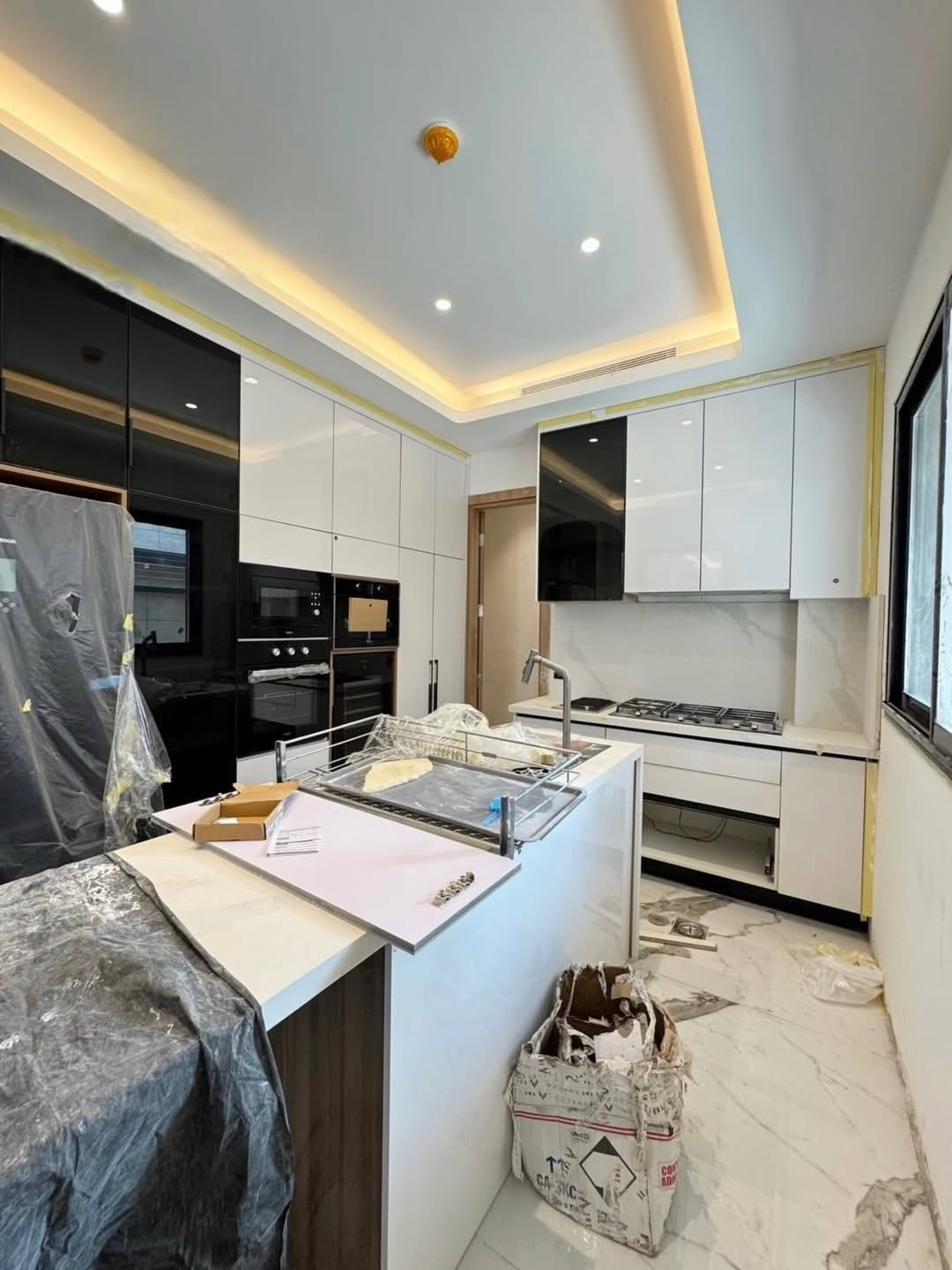 Banana Island Sanctuary: N4.5B Masterpiece with Pool & 24/7 Power