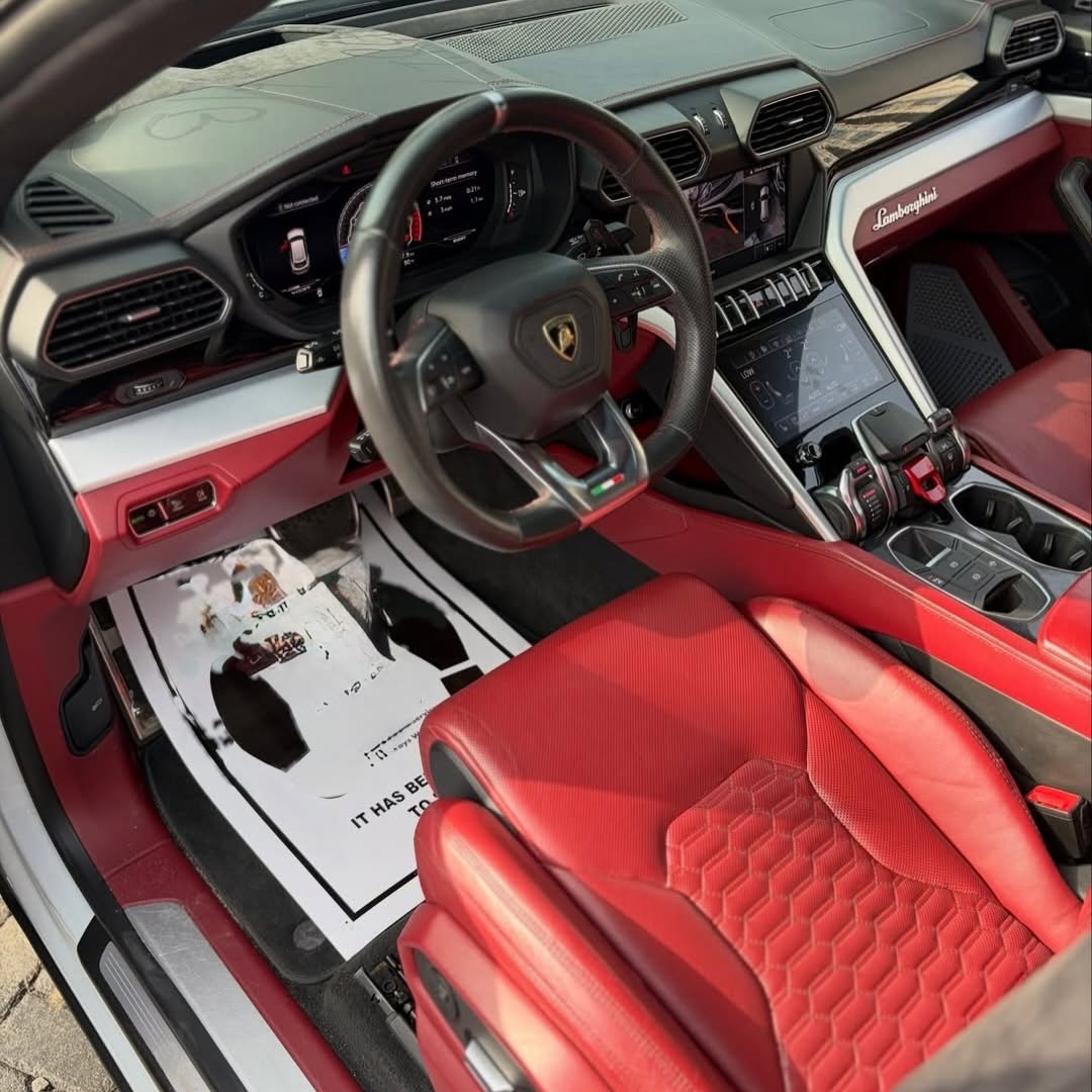 Unleash the Super SUV: 2019 Lamborghini Urus