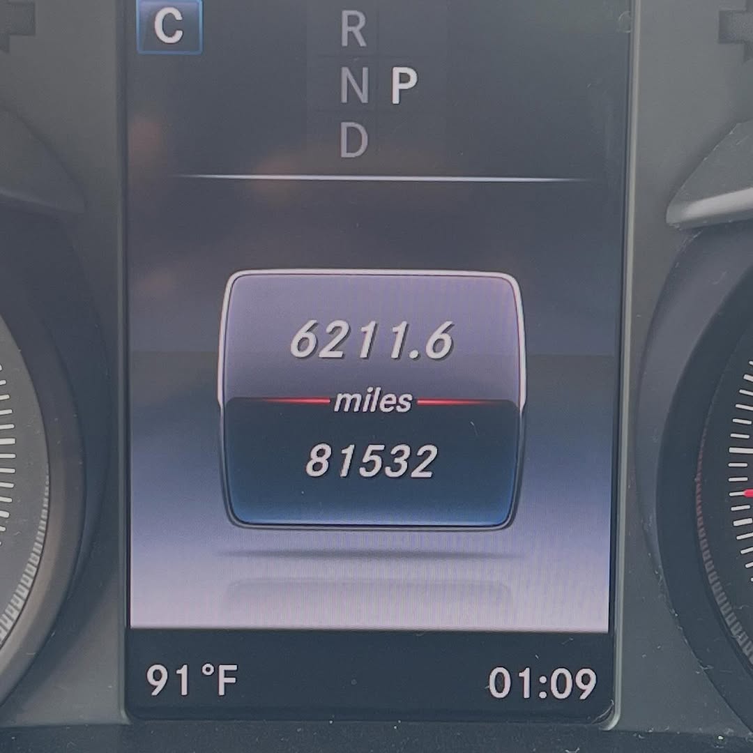 2016 Mercedes GLC300: Luxury SUV with Pano & Camera