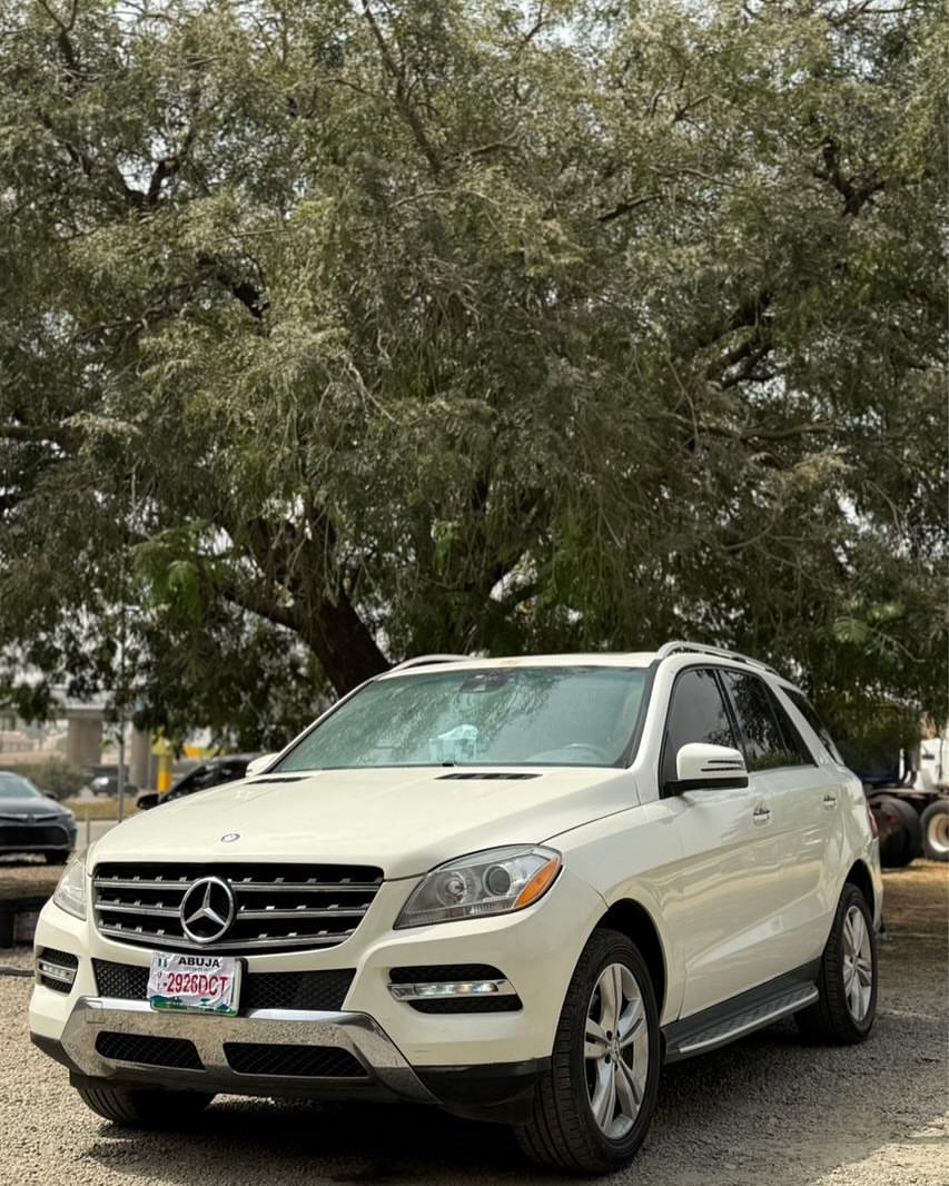Luxury SUV: 2013 Mercedes ML350, Fully Loaded & Certified