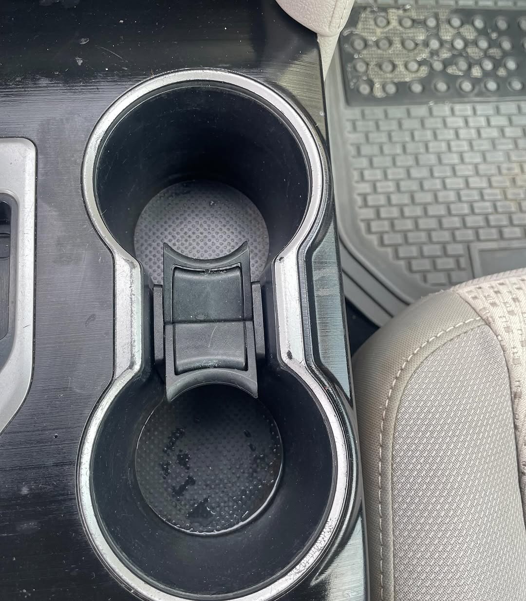 2012 Toyota Camry LE: Reliable Luxury, Just 10.5M