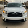 2016 Toyota Highlander: Luxury SUV, Full Duty Paid & Ready!