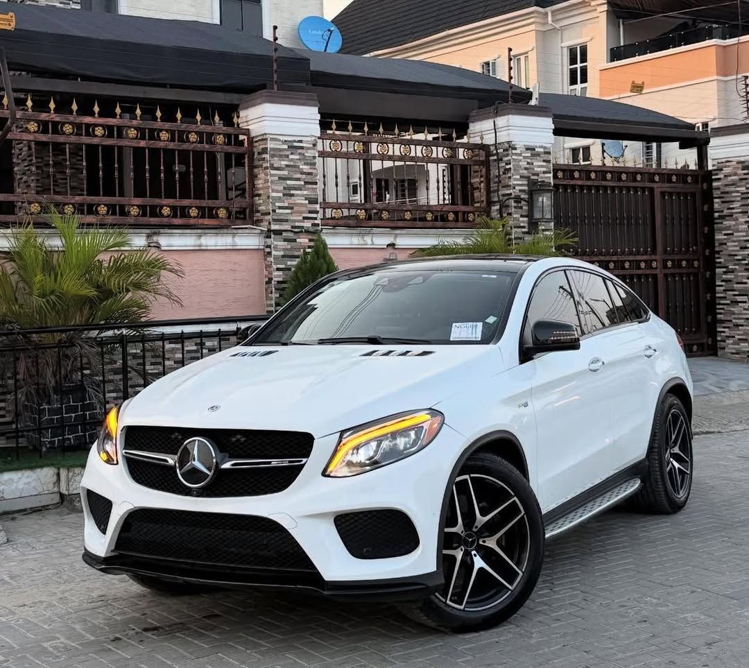 Own the Road: 2019 Mercedes GLE43 SUV