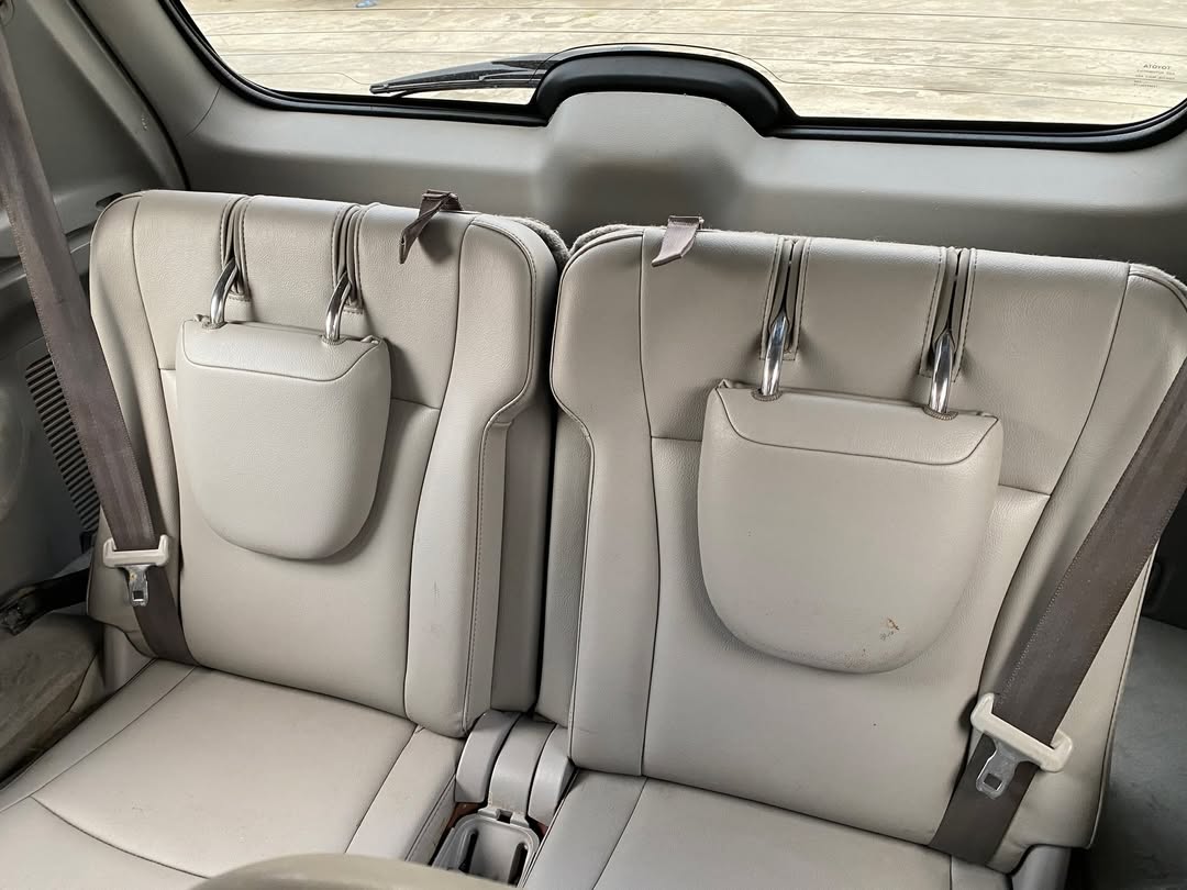 Luxury 2013 Highlander V6: Fully Paid & Ready