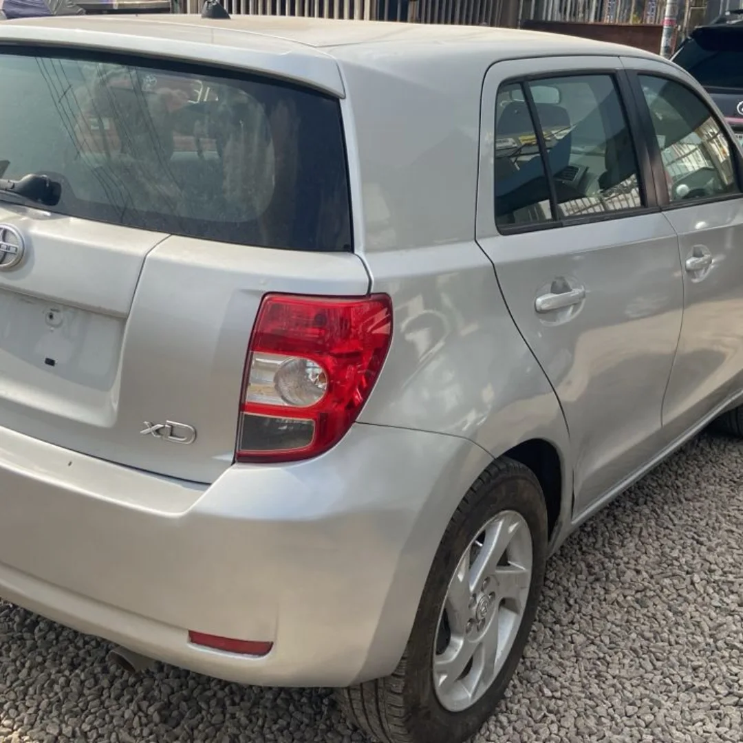 Unbeatable 2010 Scion: Luxury & Tech for #11.8M