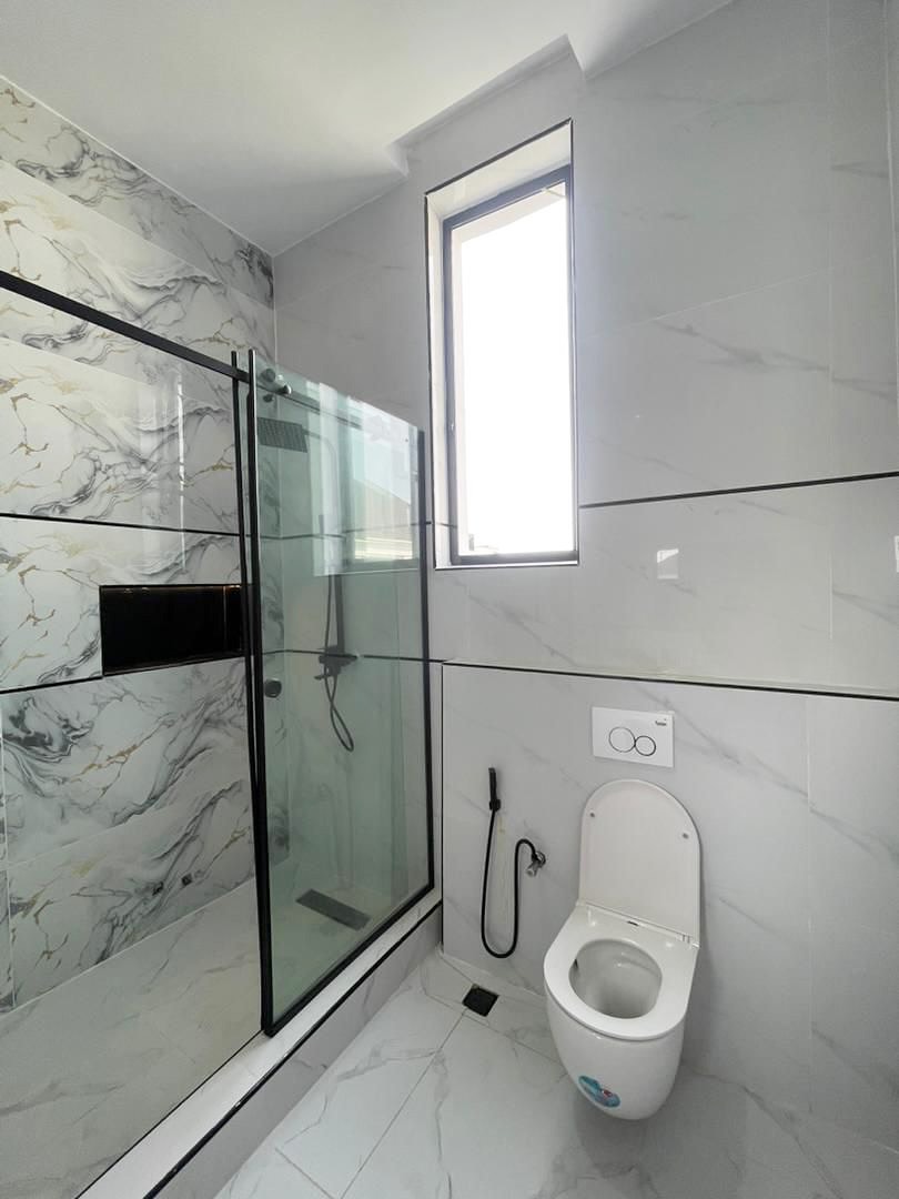 Spacious 5BR Duplex with Pool & Cinema in VGC