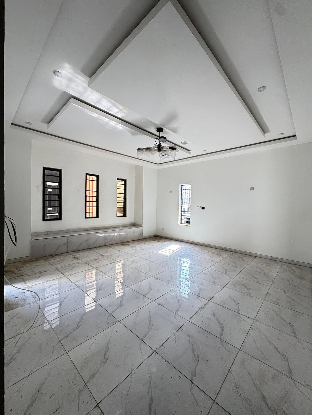 Elegant Lekki Duplex with Resort-Style Amenities