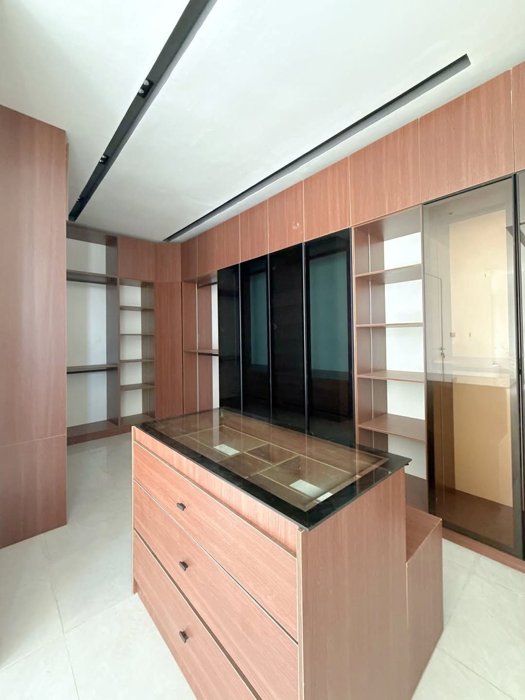 5-Bed Duplex with Pool & Cinema in Lekki