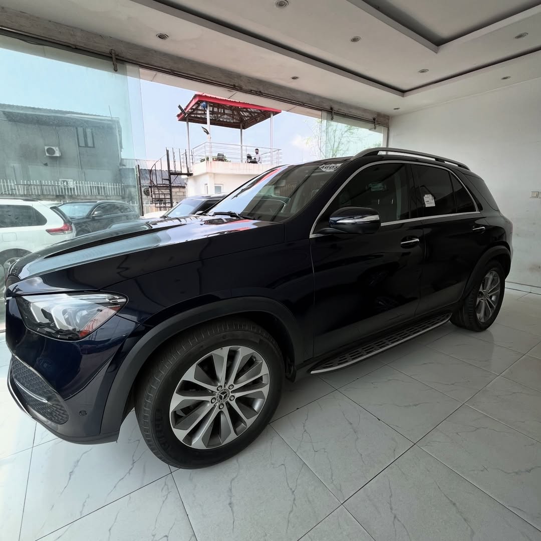 Luxury Powerhouse: 2020 Mercedes GLE350 4MATIC