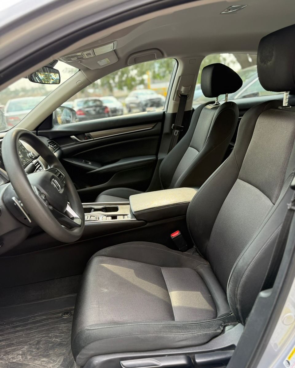 Unleash Power: 2018 Honda Accord Sport 2.0T Hybrid