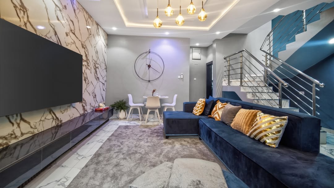Stunning 3BR Terrace in Abesan Estate