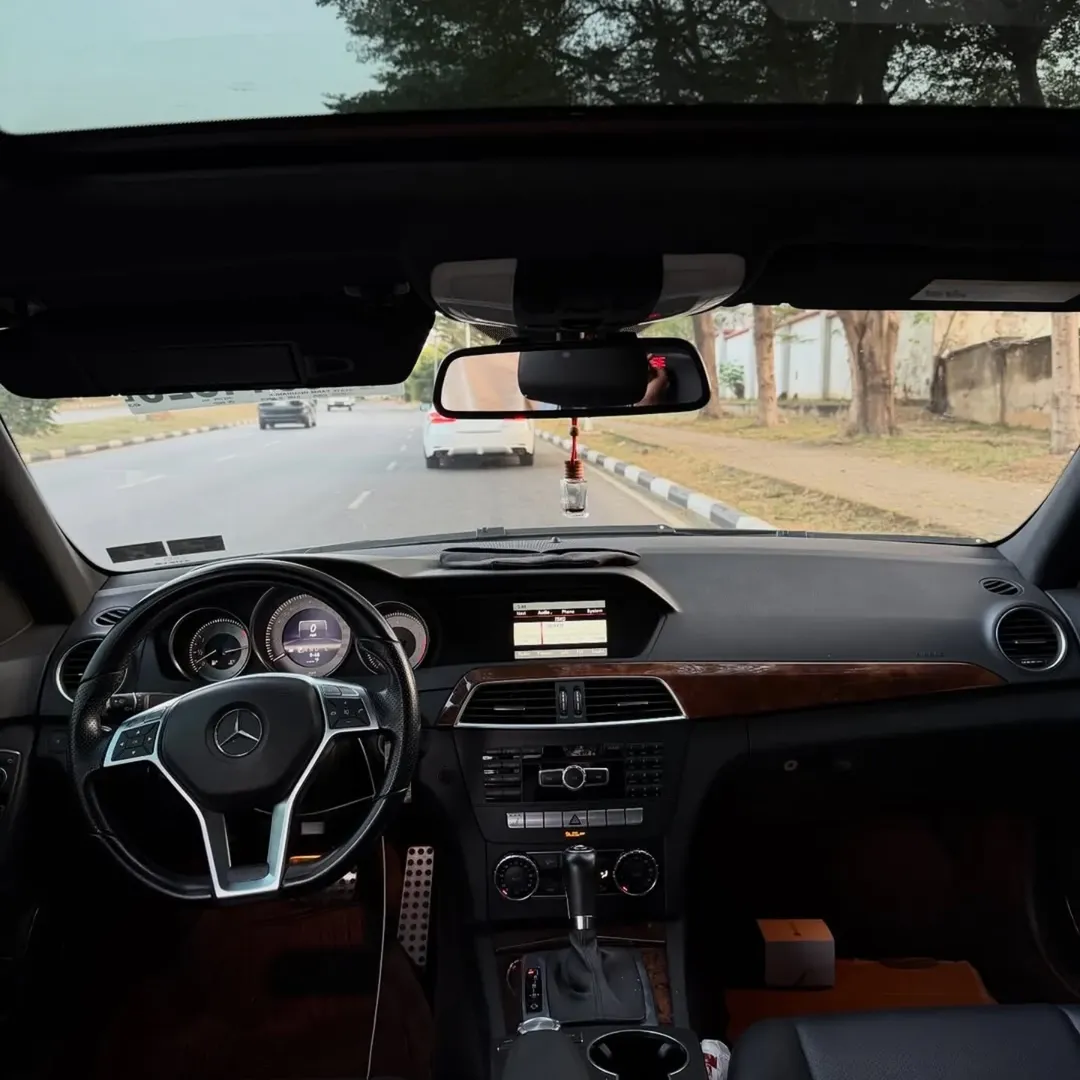 2013 Mercedes C300: Super Clean, Duty-Paid