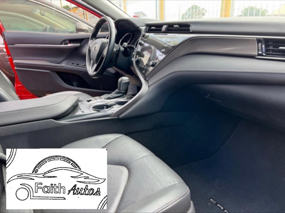 2019 Camry XSE: Luxury & Power, Priced to Sell