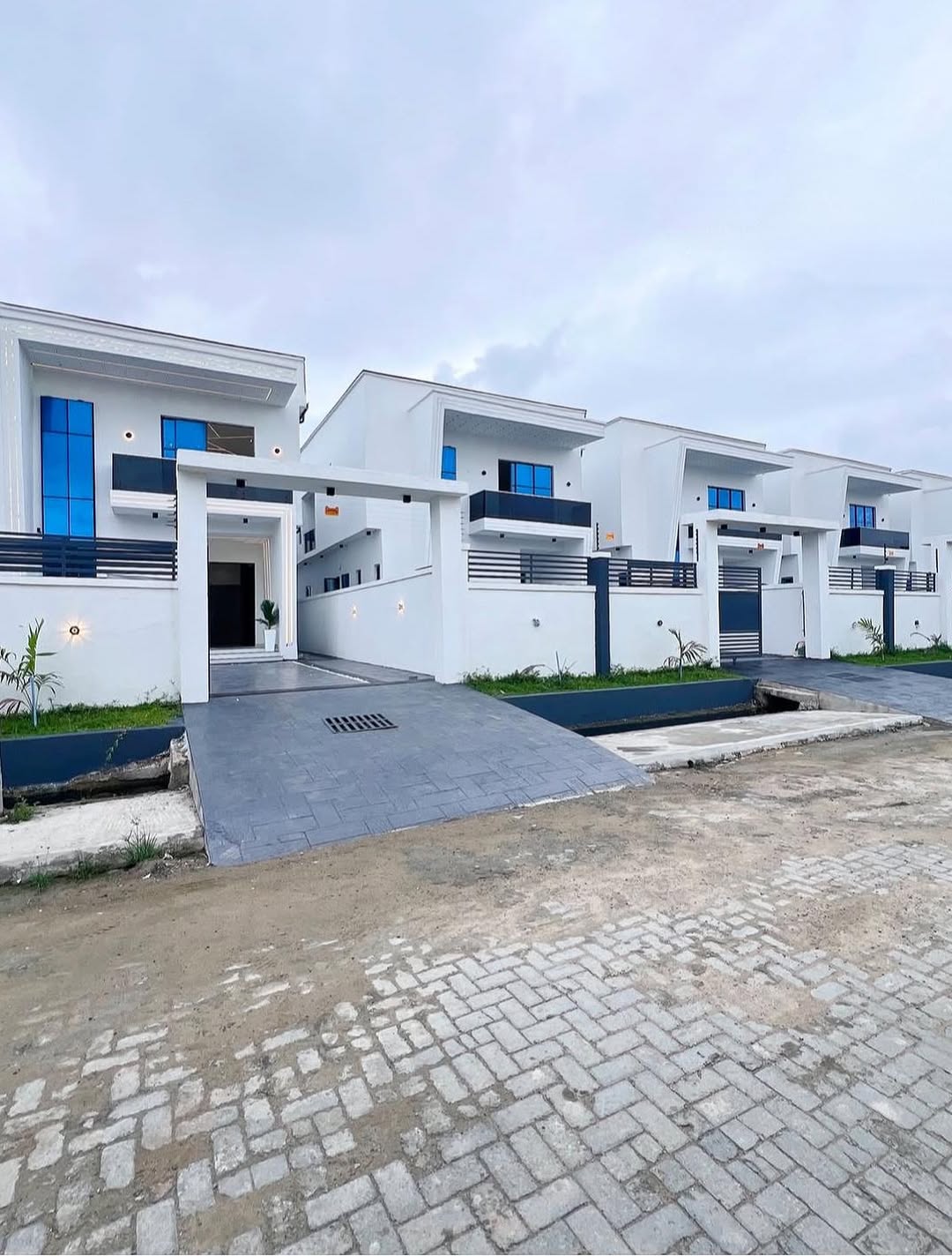 Elegant 5-Bed Estate Home with Resort-Style Pool