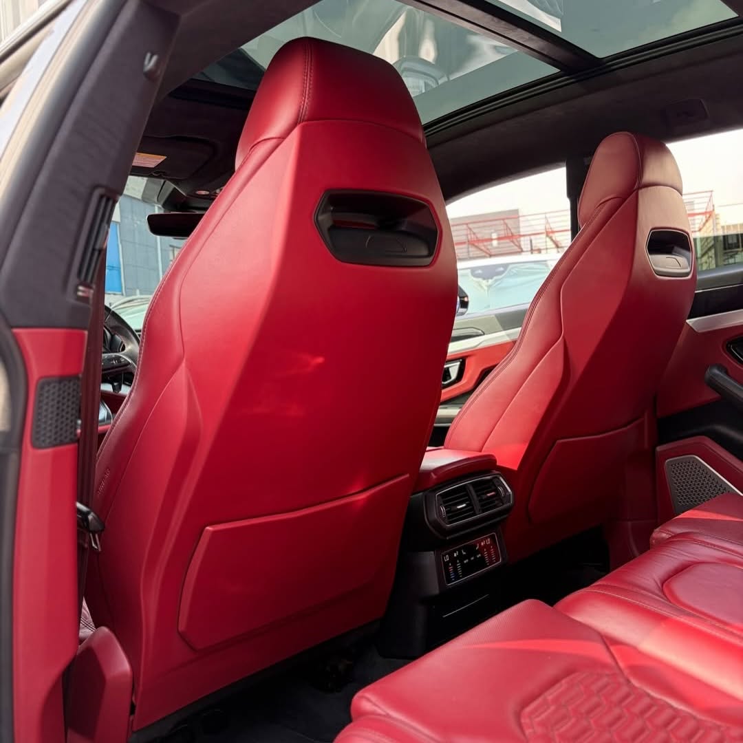 Unleash the Super SUV: 2019 Lamborghini Urus