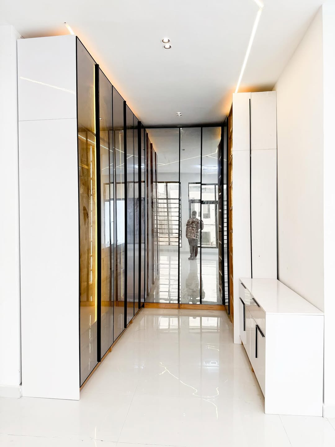 Lavish 5-Bed Duplex with Pool & BQ in Ajah