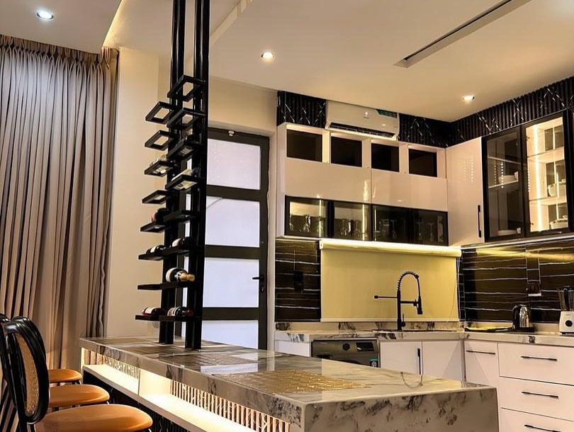 Smart 2-Bed Alexa Home with Pool & Chef