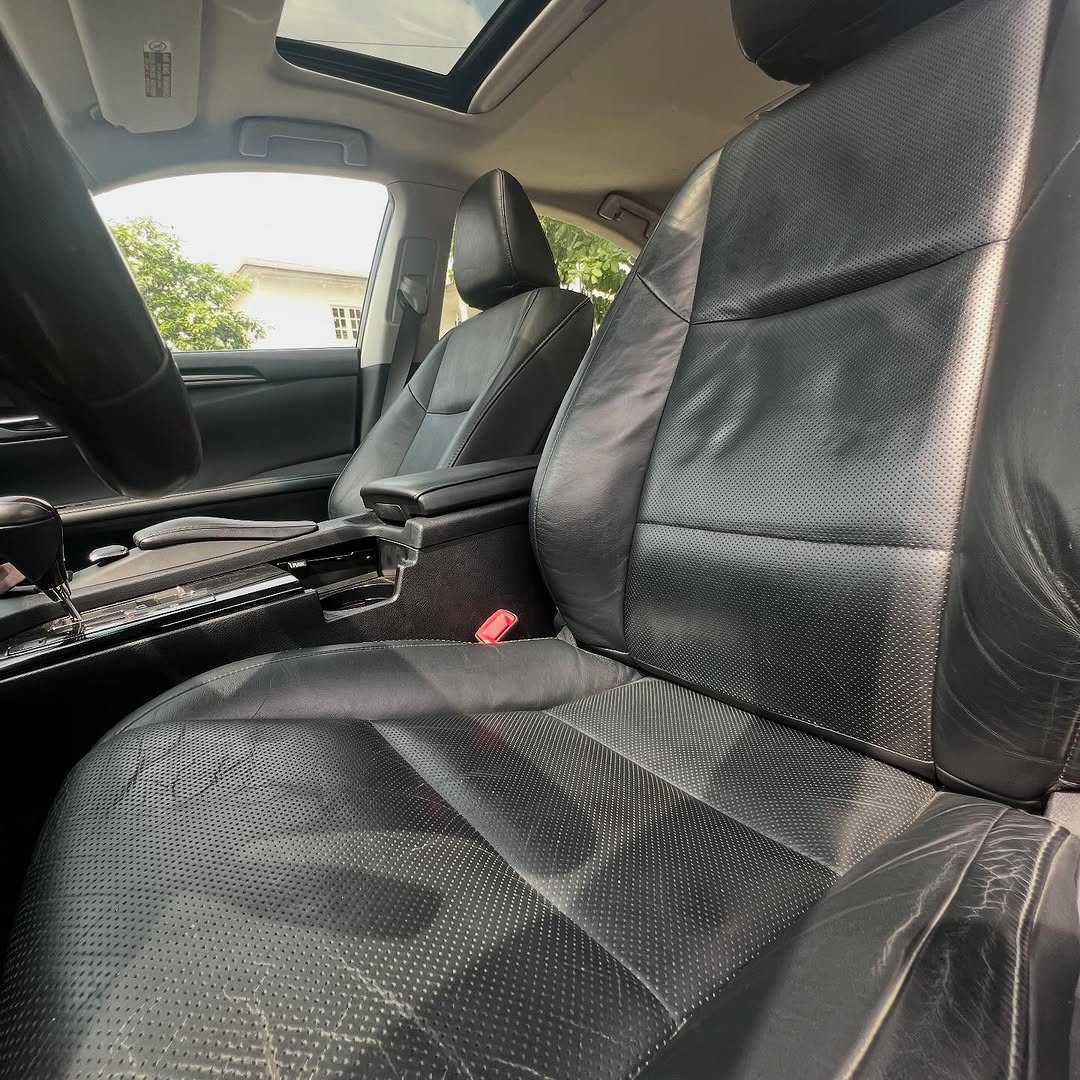 2013 Lexus ES350: Luxury & Tech, Delivered Anywhere