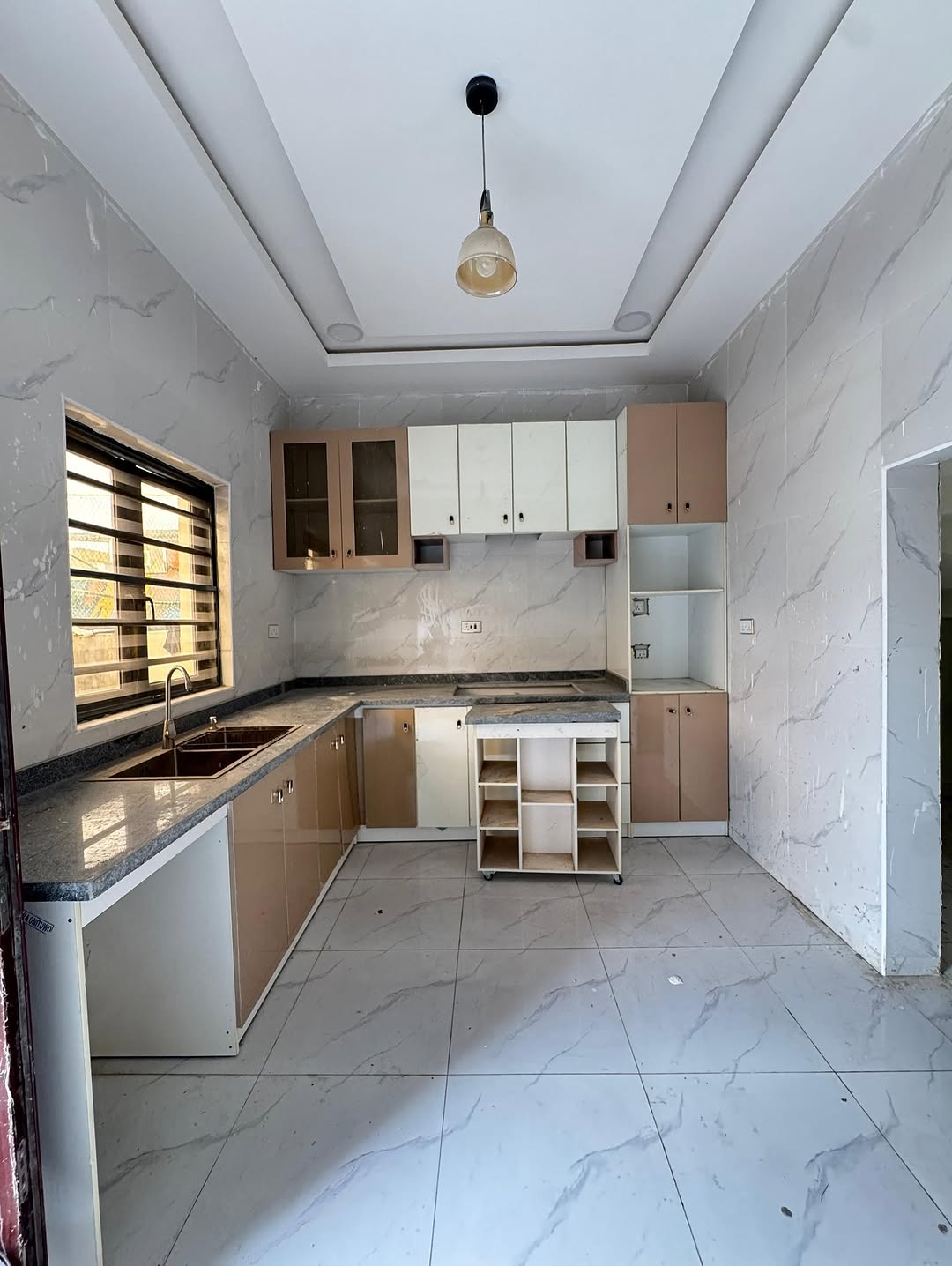 Elegant Lekki Duplex with Resort-Style Amenities