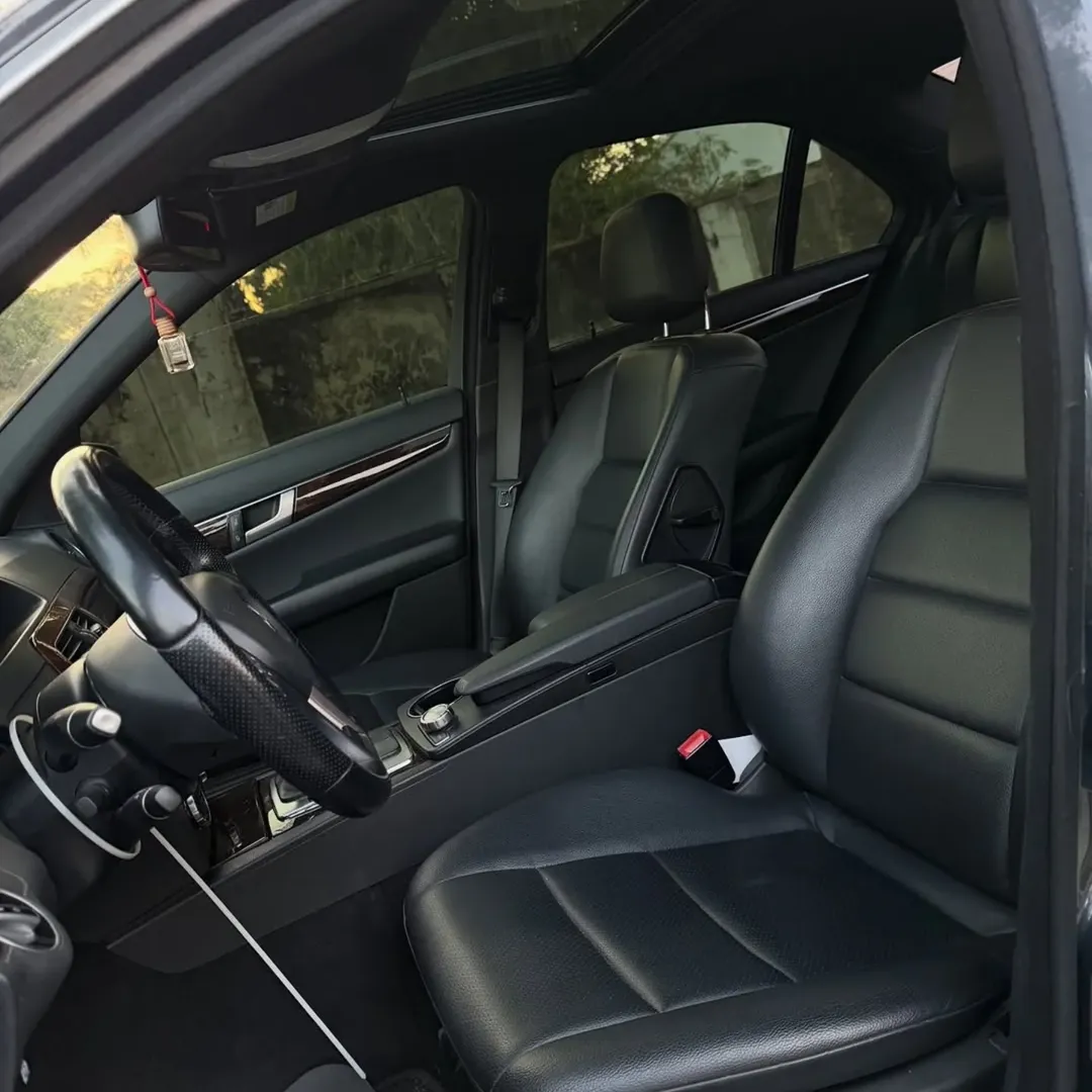 2013 Mercedes C300: Super Clean, Duty-Paid