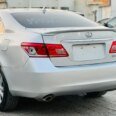 Luxury Lexus ES350: Super Clean & Ready to Drive!