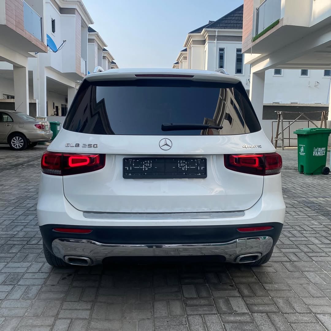 Luxury GLB250: Tech & Style for ₦7.2M Down!