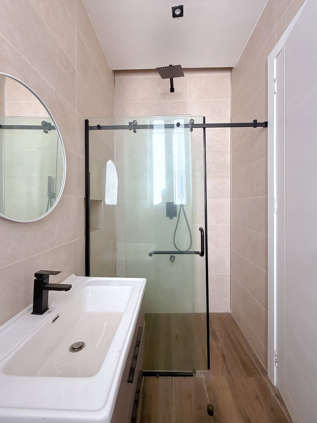 5-Bed Duplex with Pool & Cinema in Lekki