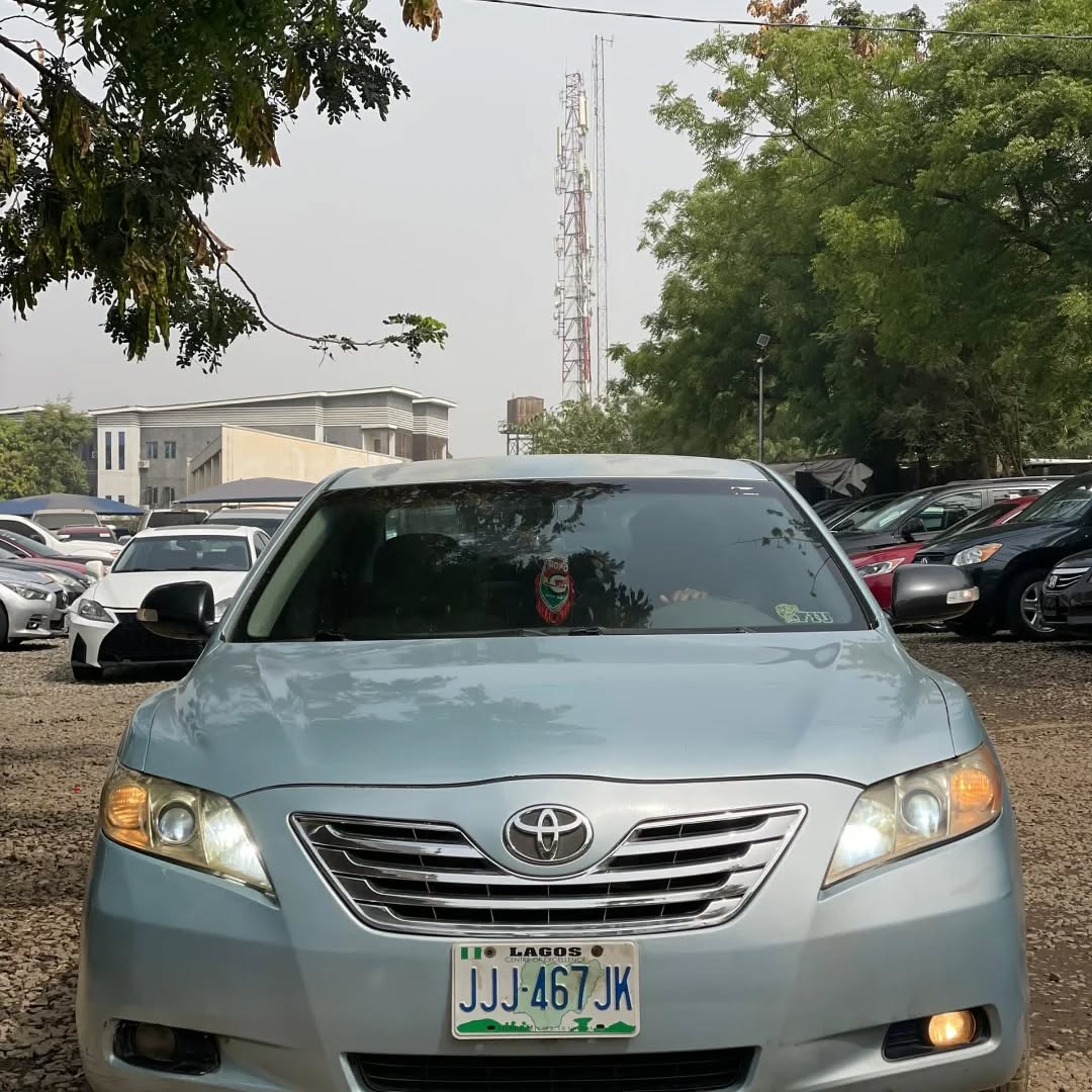 Pristine 2007 Camry: Chilled AC & Flawless Engine