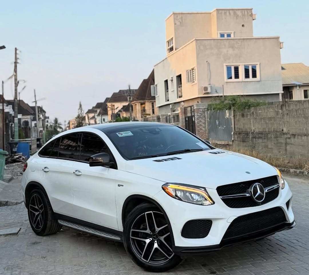 Own the Road: 2019 Mercedes GLE43 SUV