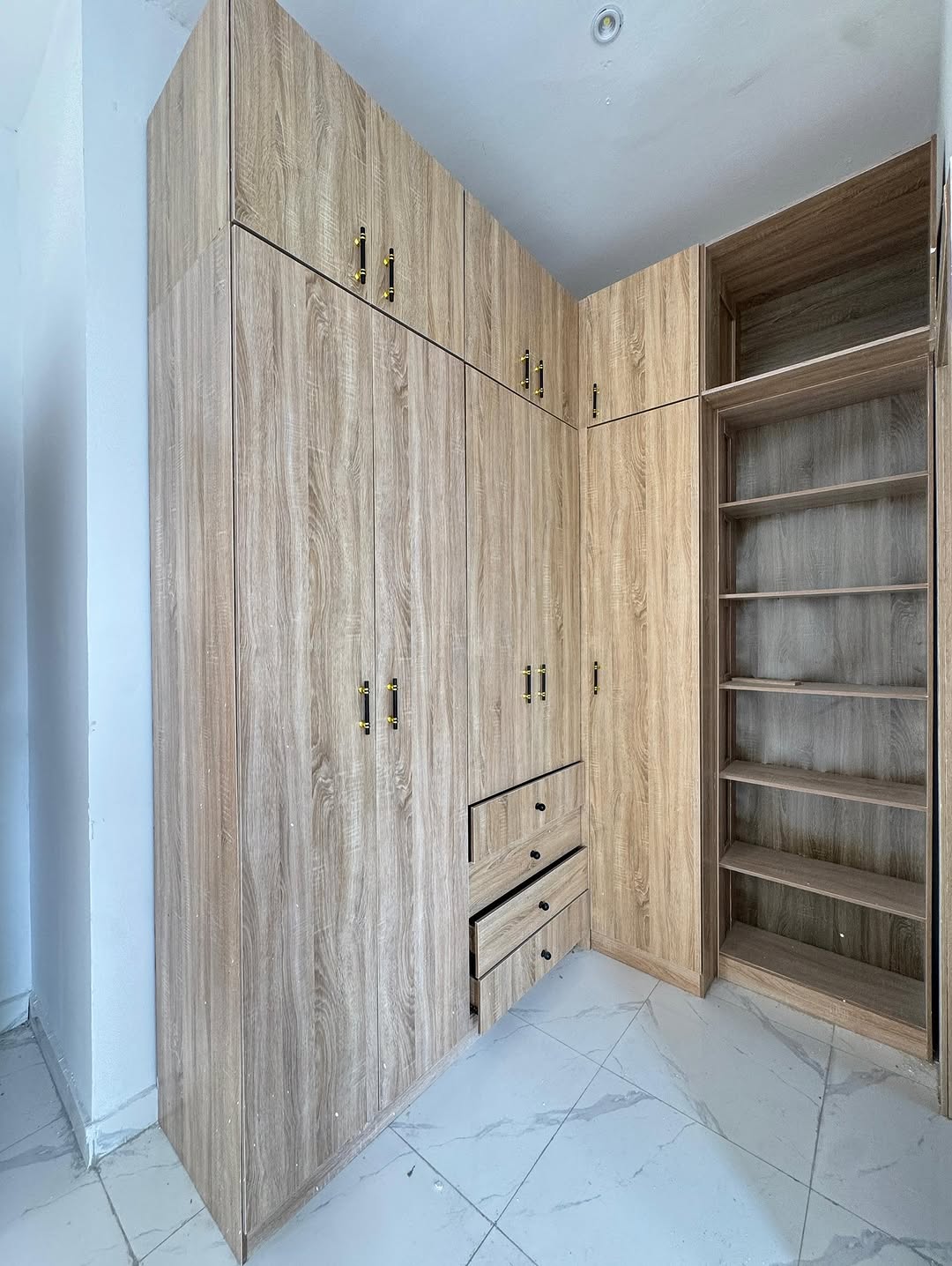 Spacious 4-Bed Terrace Duplex in Secure Ikota Estate