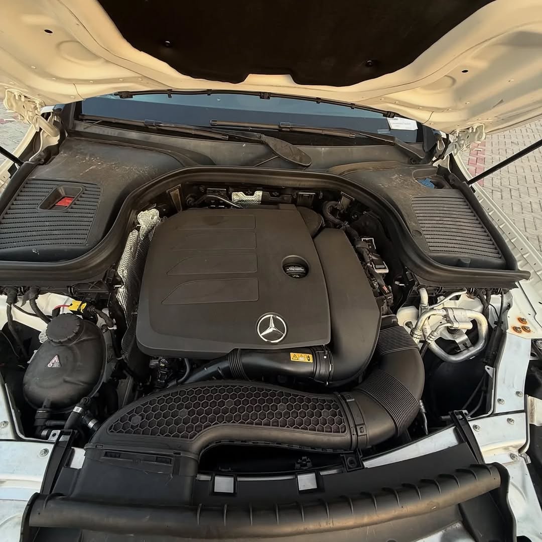 2021 Mercedes-Benz GLC 300: Luxury SUV Power & Panache