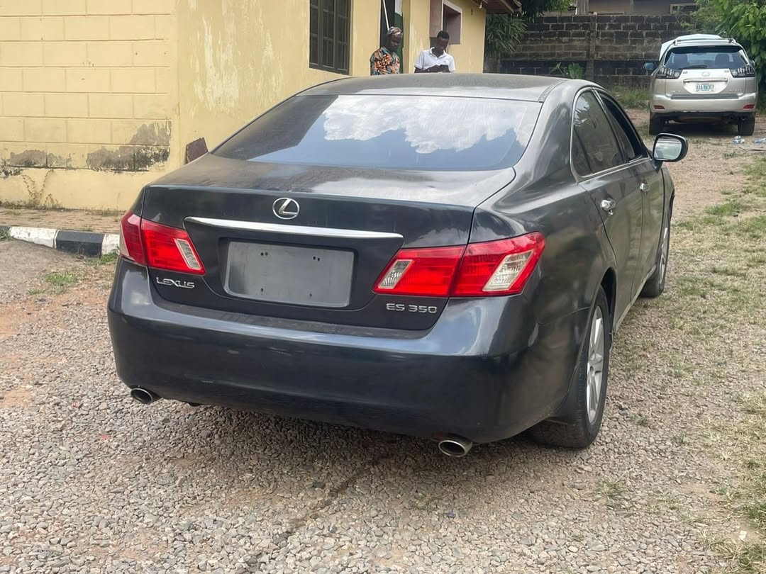 Luxury for Less: 2008 ES350, 6.8M