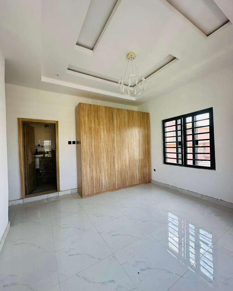 Luxury 4-Bed Semi-Detached Duplex in Magodo GRA