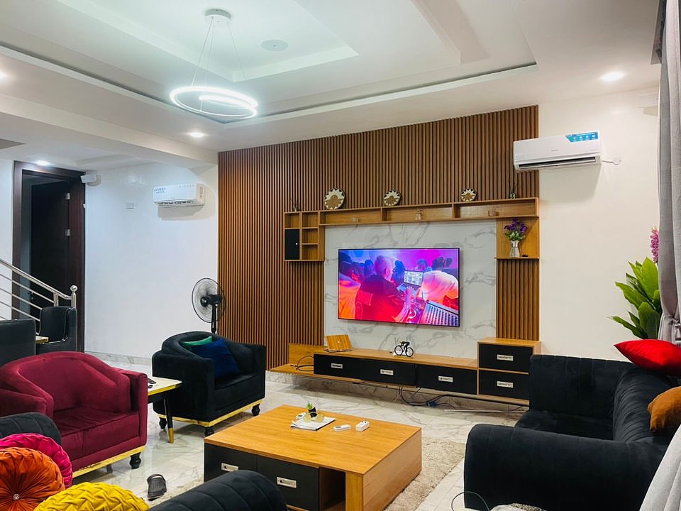 Ikeja’s Ultimate 4-Bed Duplex: Pool, Gym & Elite Amenities