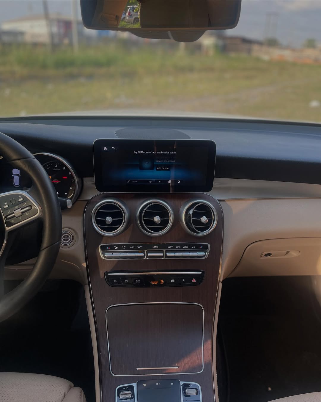 2021 Mercedes GLC300 4MATIC: Panoramic Luxury Awaits