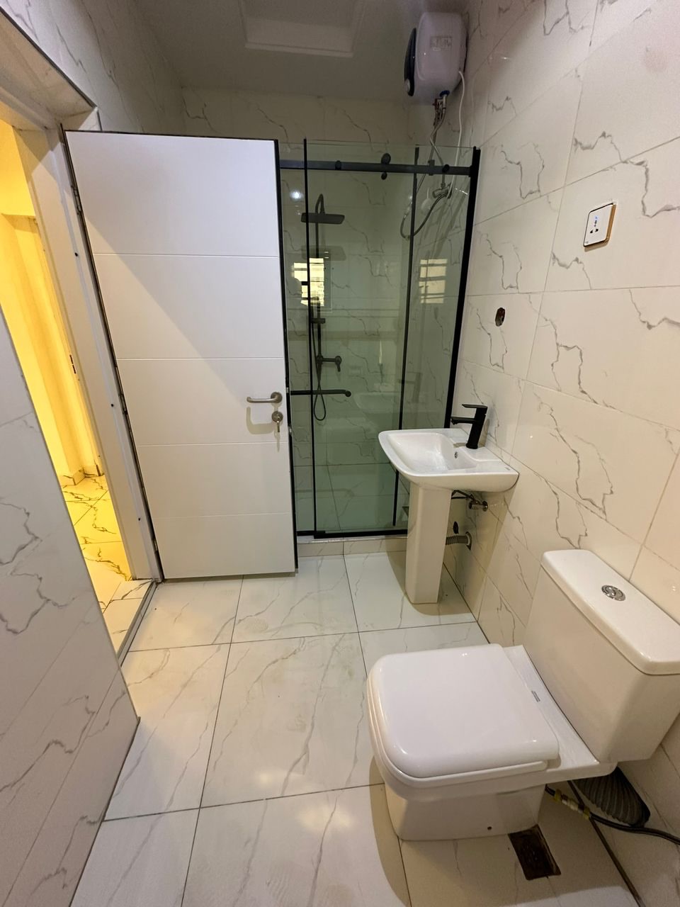 Your Dream Family Haven: Spacious 4-Bed Duplex in Lugbe