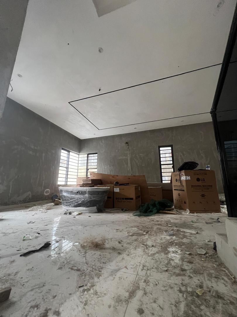 Magodo’s Finest: 4-Bedroom Haven with BQ & Prime Access